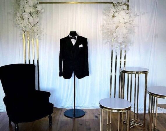 grooms room vs events orig